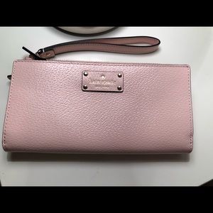 Kate Spade New York wristlet